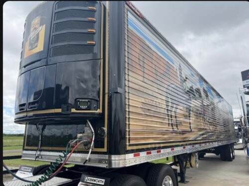 2023 KW 990 & 2023 Great Dane Reefer, Smokey and the Bandit Look Alike - Image 27